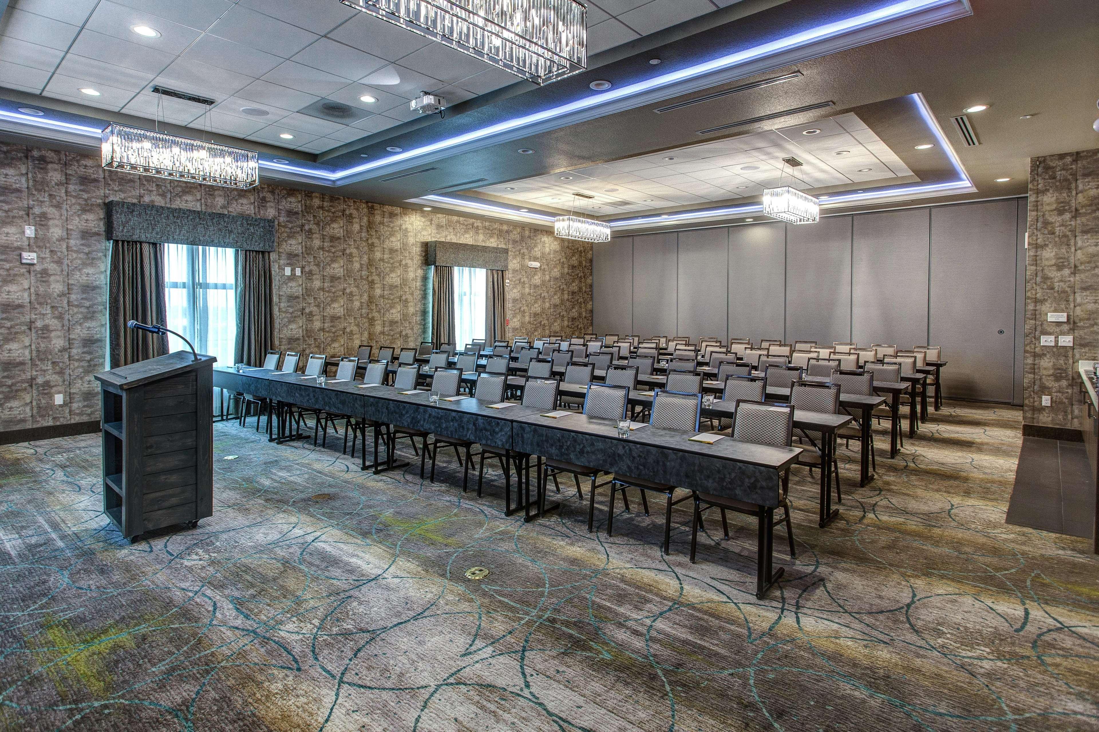Hilton Garden Inn Топіка Екстер'єр фото