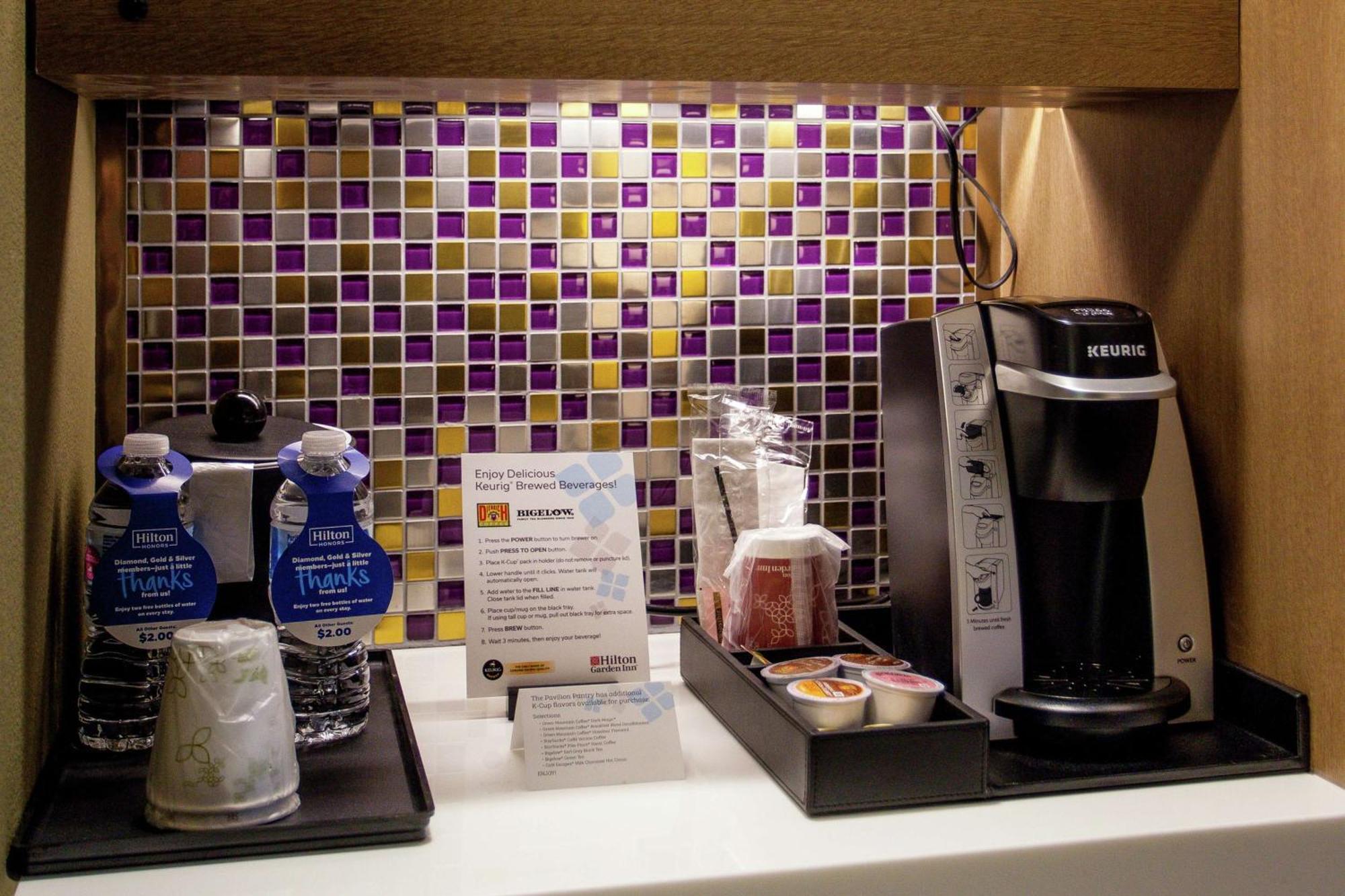 Hilton Garden Inn Топіка Екстер'єр фото