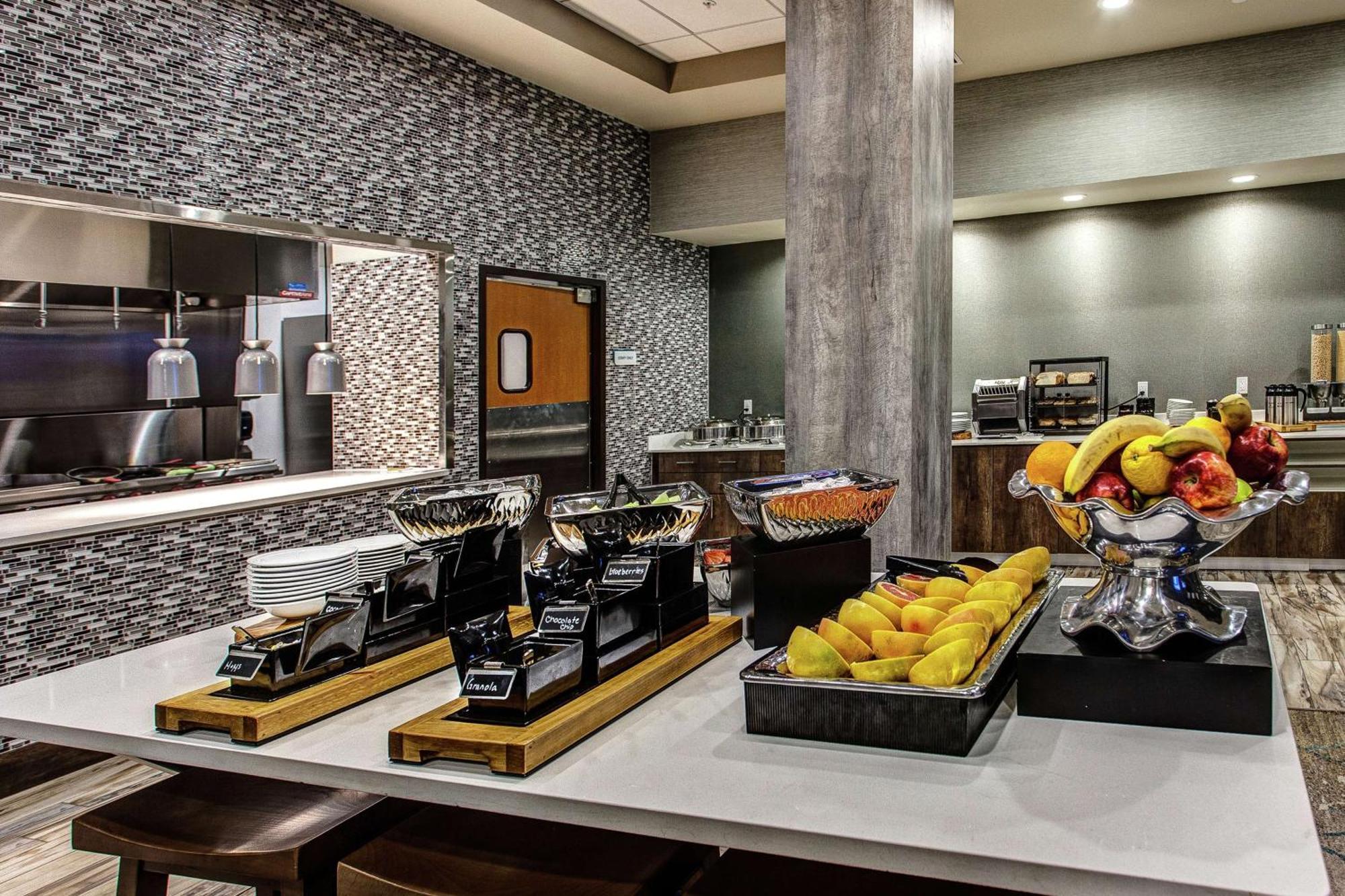 Hilton Garden Inn Топіка Екстер'єр фото