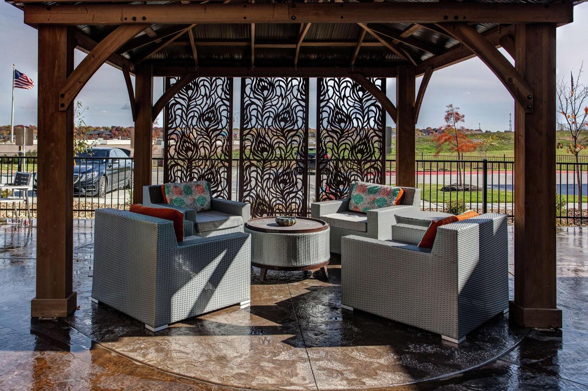 Hilton Garden Inn Топіка Екстер'єр фото